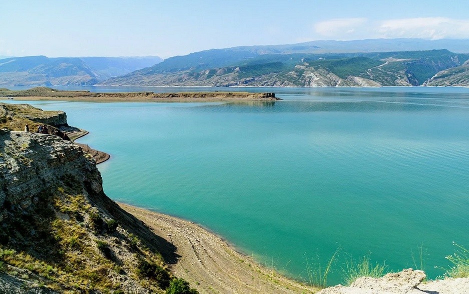 Панорама Чиркейского водохранилища Дагестан