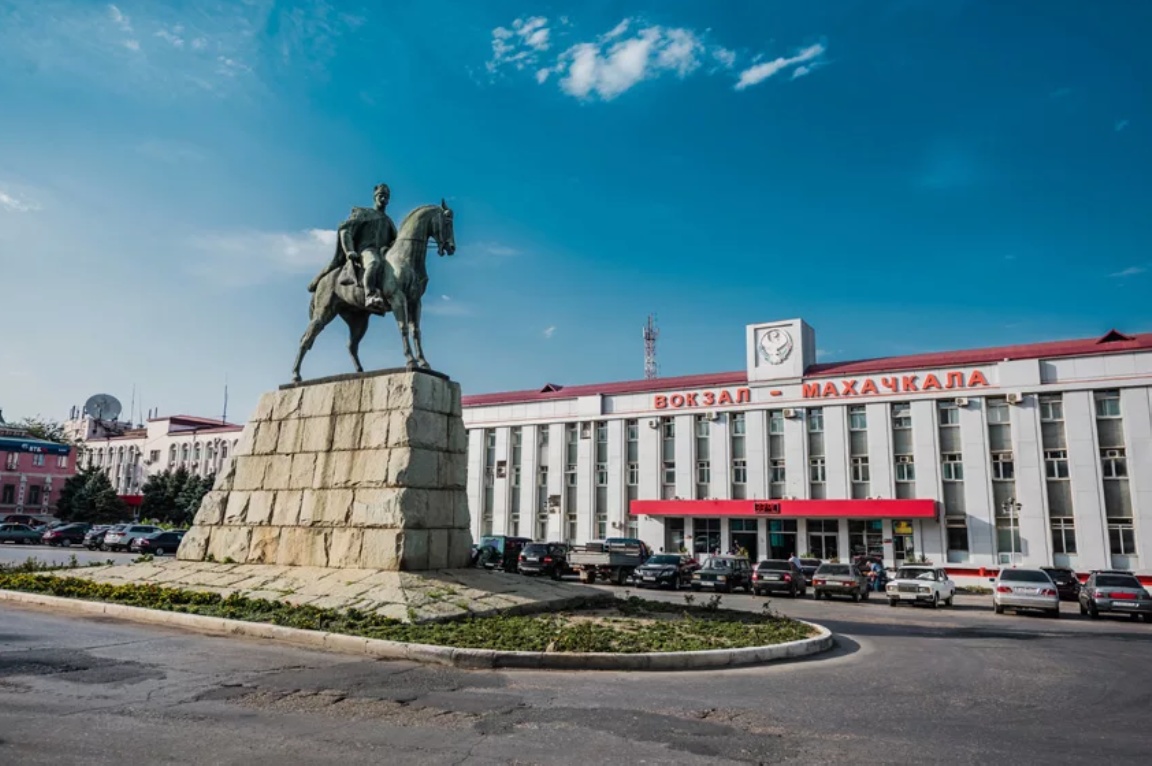 Жд вокзал Махачкала